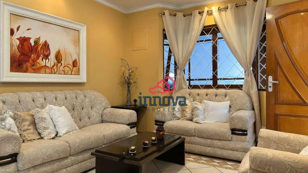 Sobrado, 4 quartos, 220 m² - Foto 1