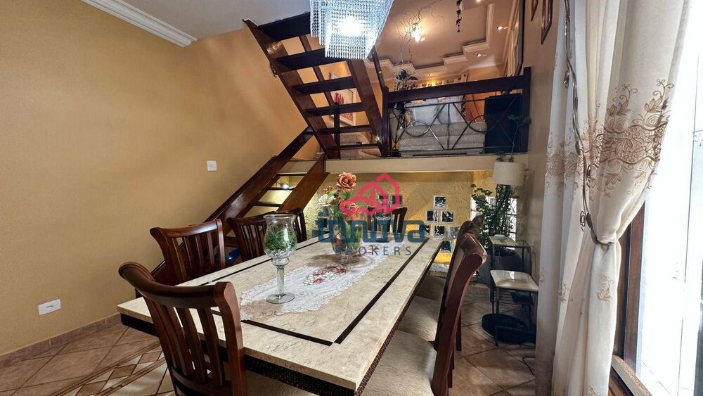 Sobrado, 4 quartos, 220 m² - Foto 1