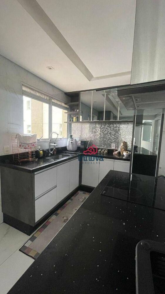 Apartamento, 3 quartos, 134 m² - Foto 1