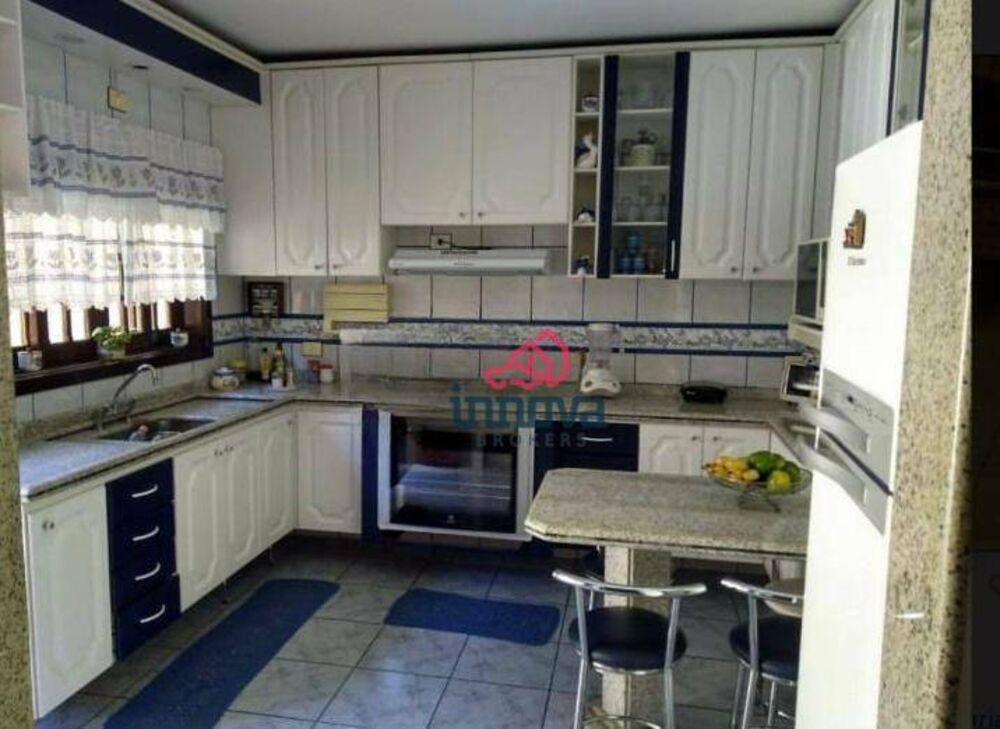 Casa, 4 quartos, 275 m² - Foto 13