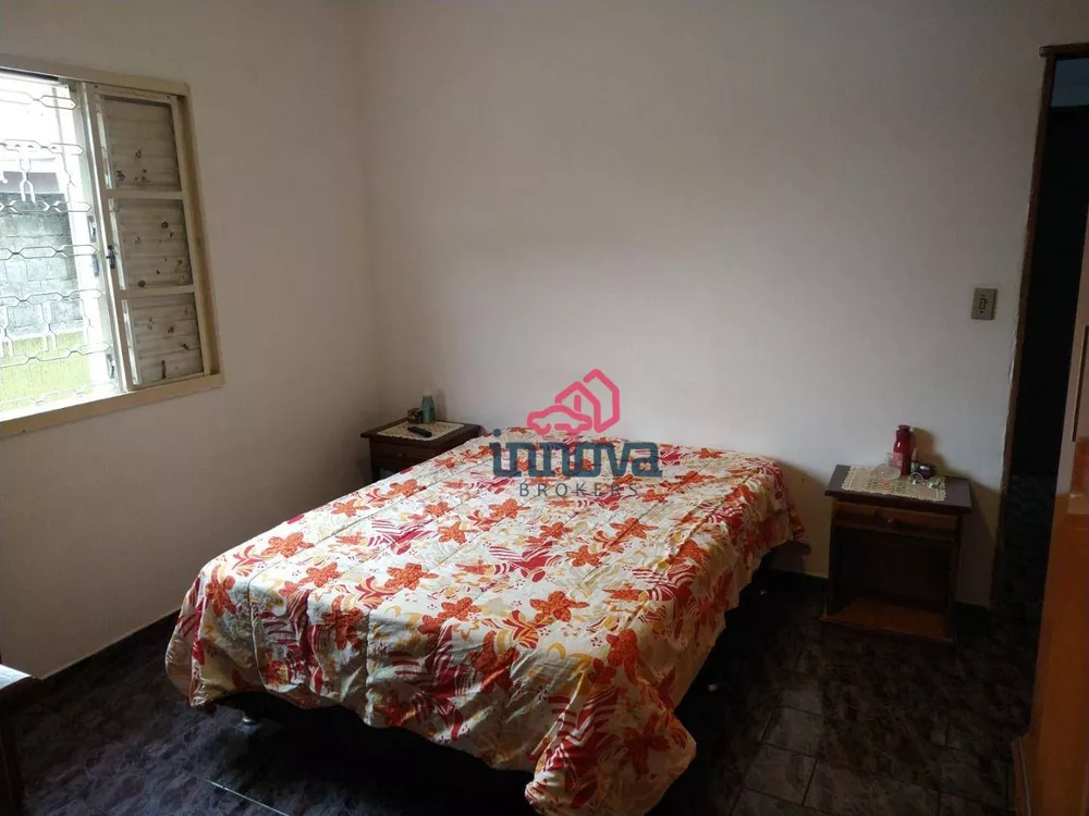 Casa, 4 quartos, 110 m² - Foto 1
