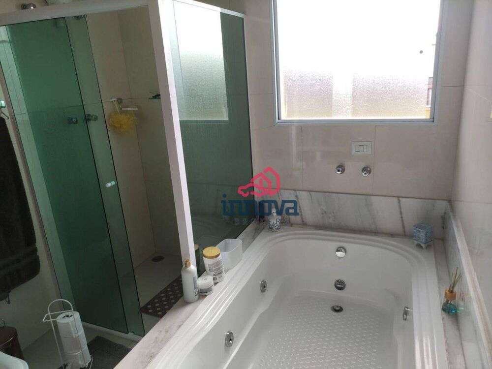 Sobrado à venda com 4 quartos, 600m² - Foto 3