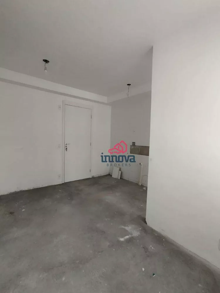 Apartamento à venda com 2 quartos, 33m² - Foto 4