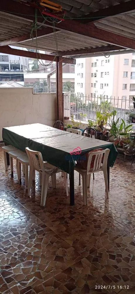 Apartamento à venda com 4 quartos, 200m² - Foto 8