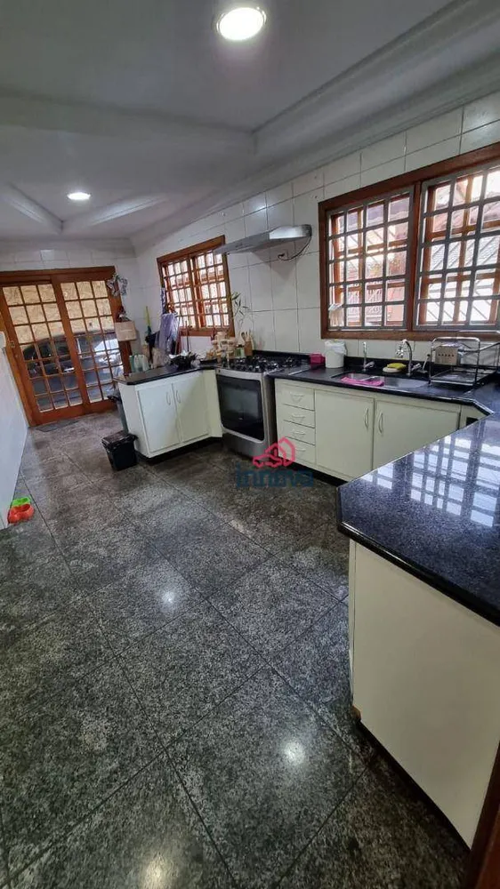 Sobrado, 3 quartos, 236 m² - Foto 5