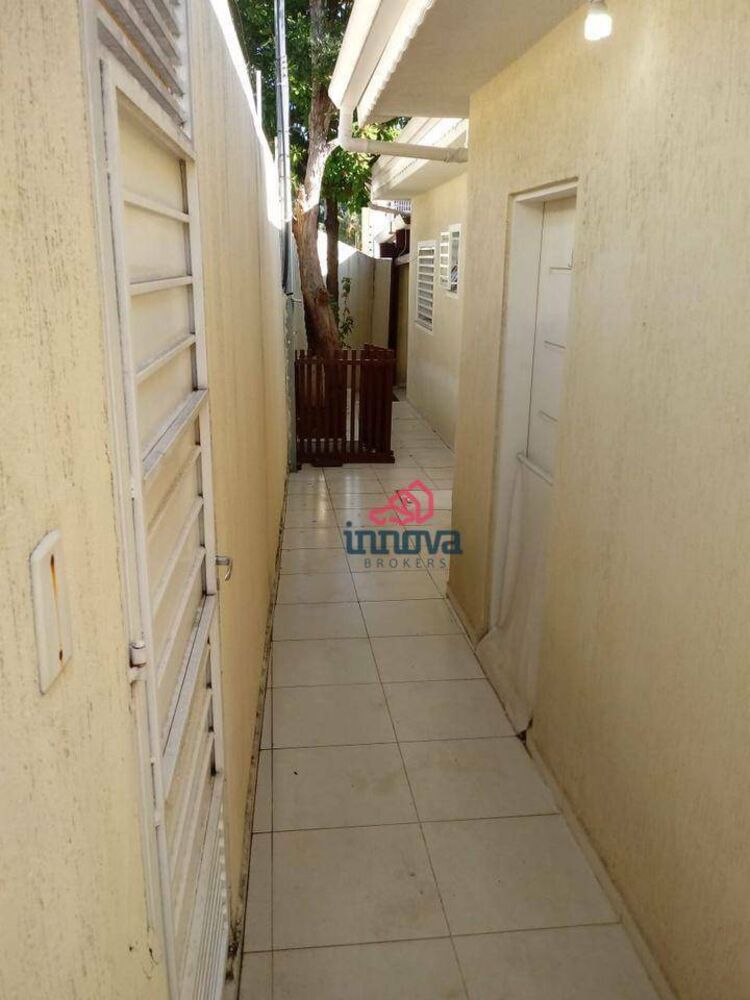 Casa, 3 quartos, 198 m² - Foto 1