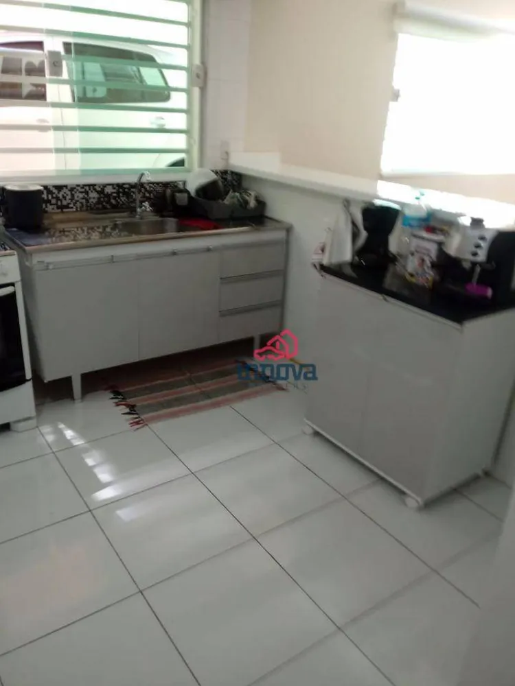 Casa, 3 quartos, 198 m² - Foto 3
