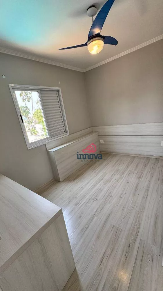 Casa de Condomínio à venda com 4 quartos, 370m² - Foto 2