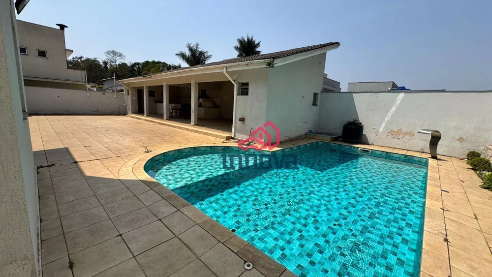 Casa de Condomínio à venda com 4 quartos, 370m² - Foto 1