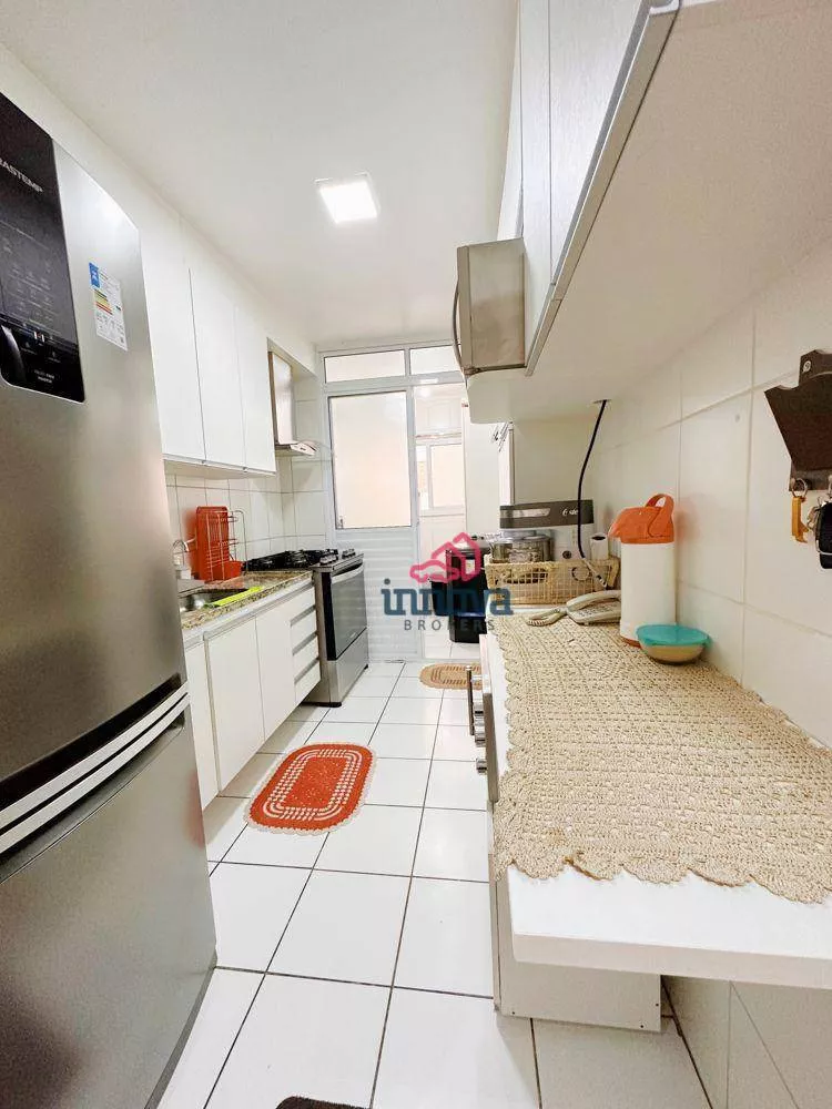 Apartamento à venda com 3 quartos, 77m² - Foto 3