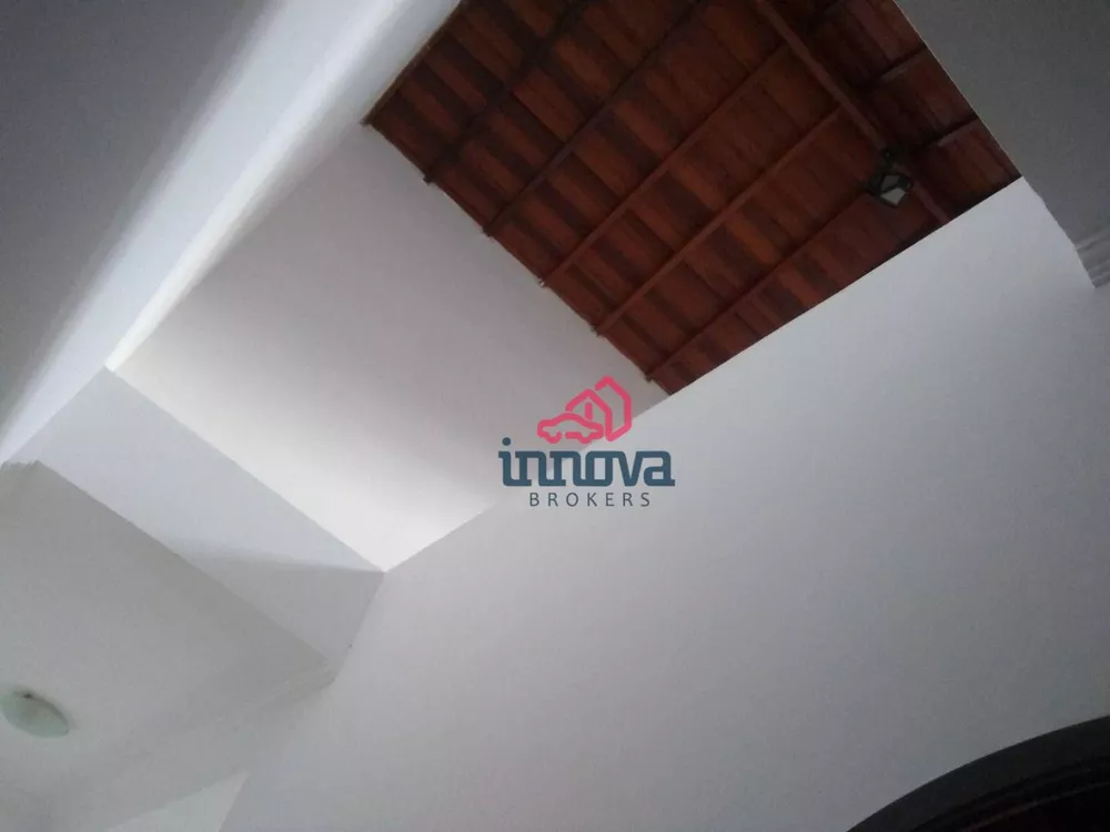 Casa, 4 quartos, 267 m² - Foto 35