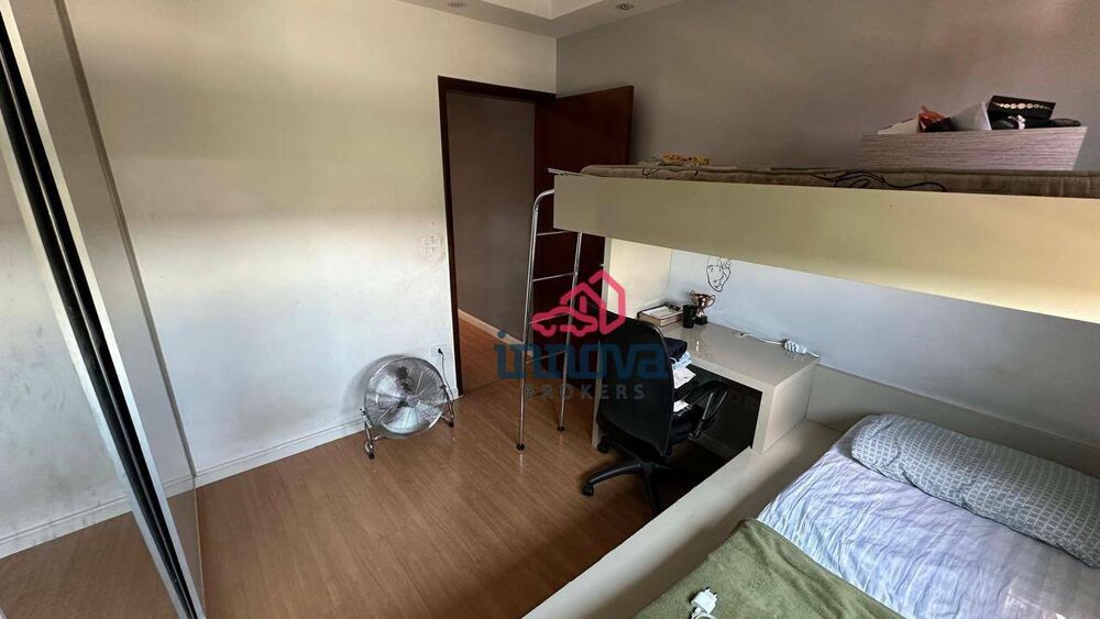 Casa, 3 quartos, 166 m² - Foto 4