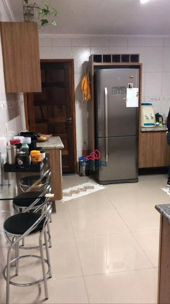 Sobrado à venda com 3 quartos, 125m² - Foto 1