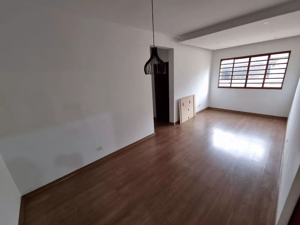 Apartamento à venda com 2 quartos, 75m² - Foto 1