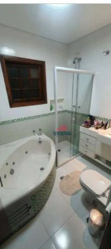 Casa, 3 quartos, 252 m² - Foto 10