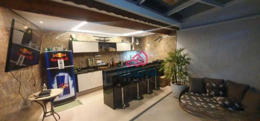Casa, 3 quartos, 252 m² - Foto 1