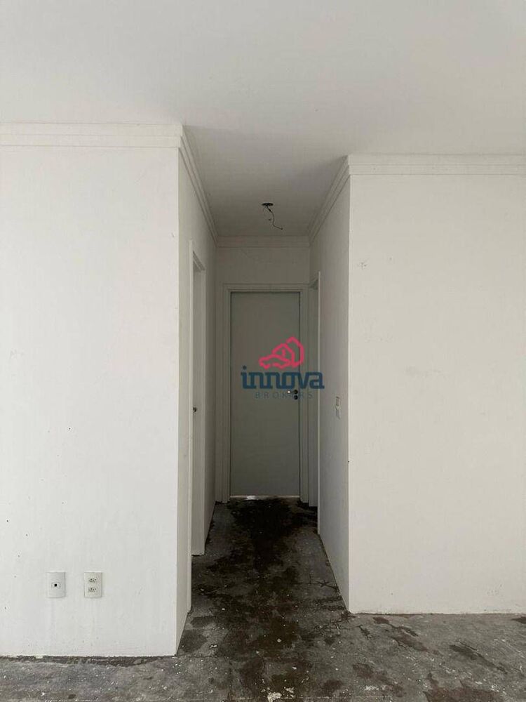 Apartamento à venda com 2 quartos, 68m² - Foto 9