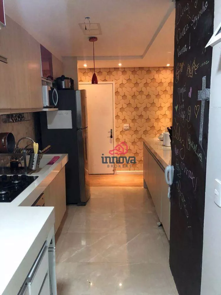 Apartamento à venda com 2 quartos, 77m² - Foto 4