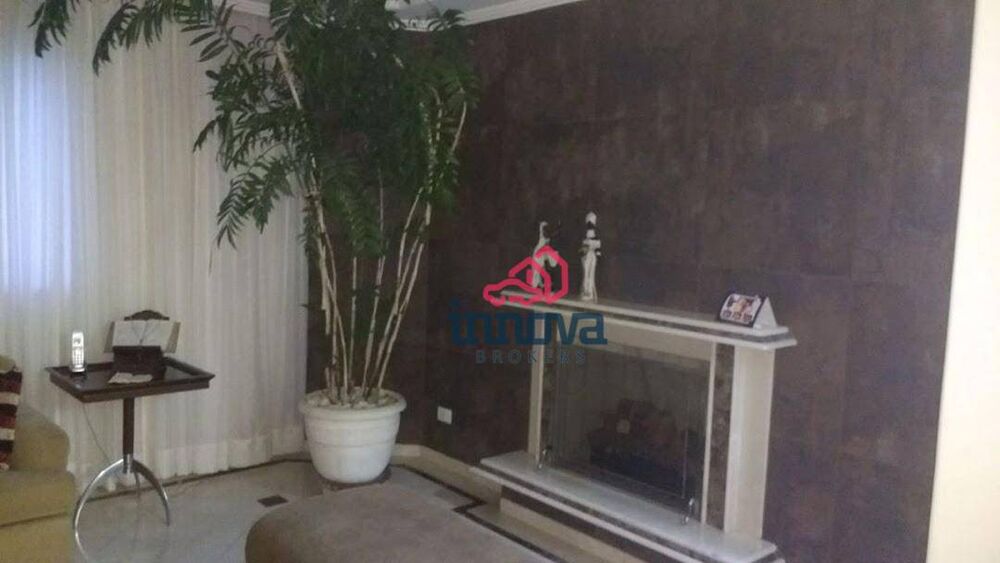 Apartamento, 3 quartos, 204 m² - Foto 1