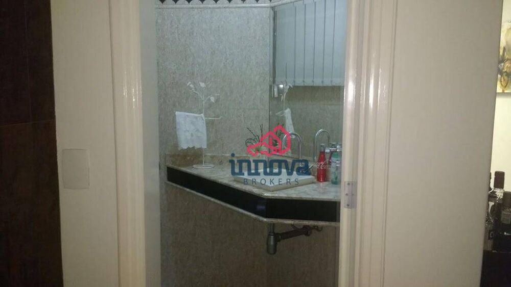 Apartamento, 3 quartos, 204 m² - Foto 2