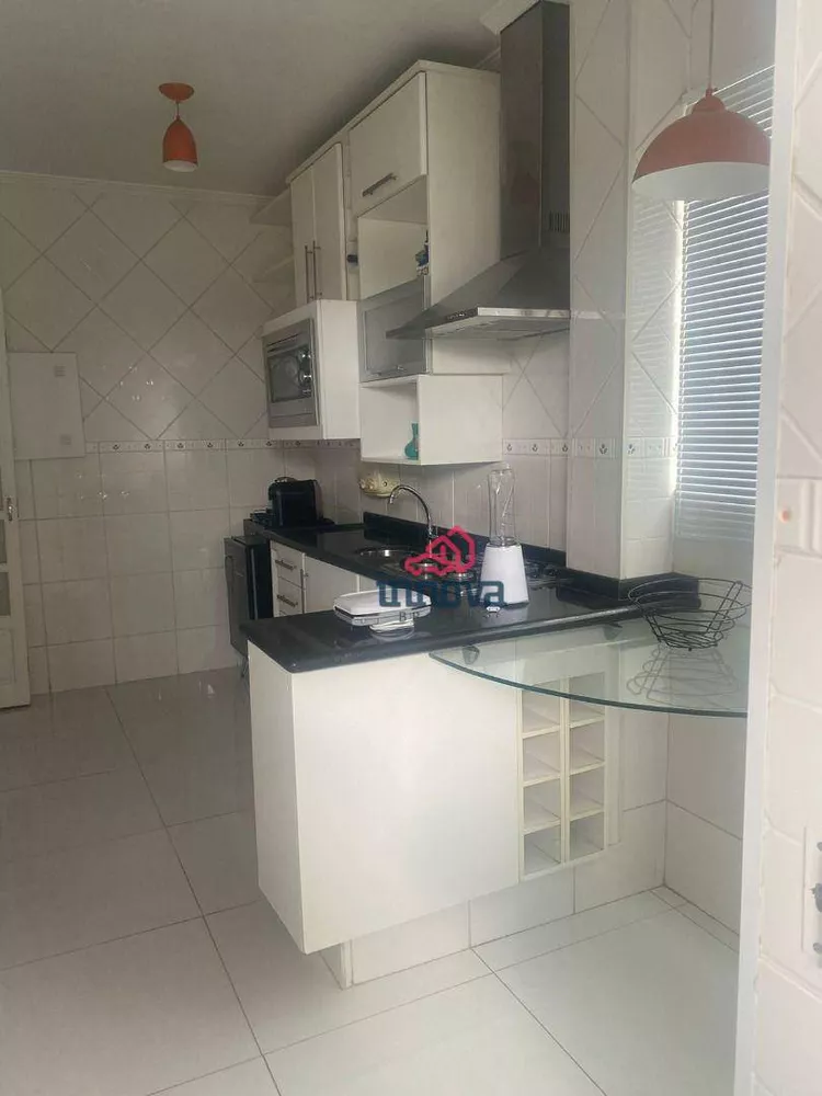 Apartamento à venda com 2 quartos, 68m² - Foto 4