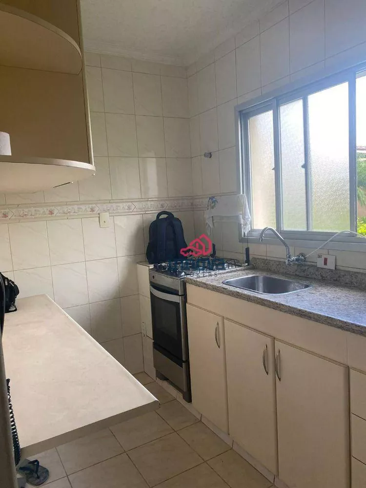 Apartamento à venda com 2 quartos, 68m² - Foto 6