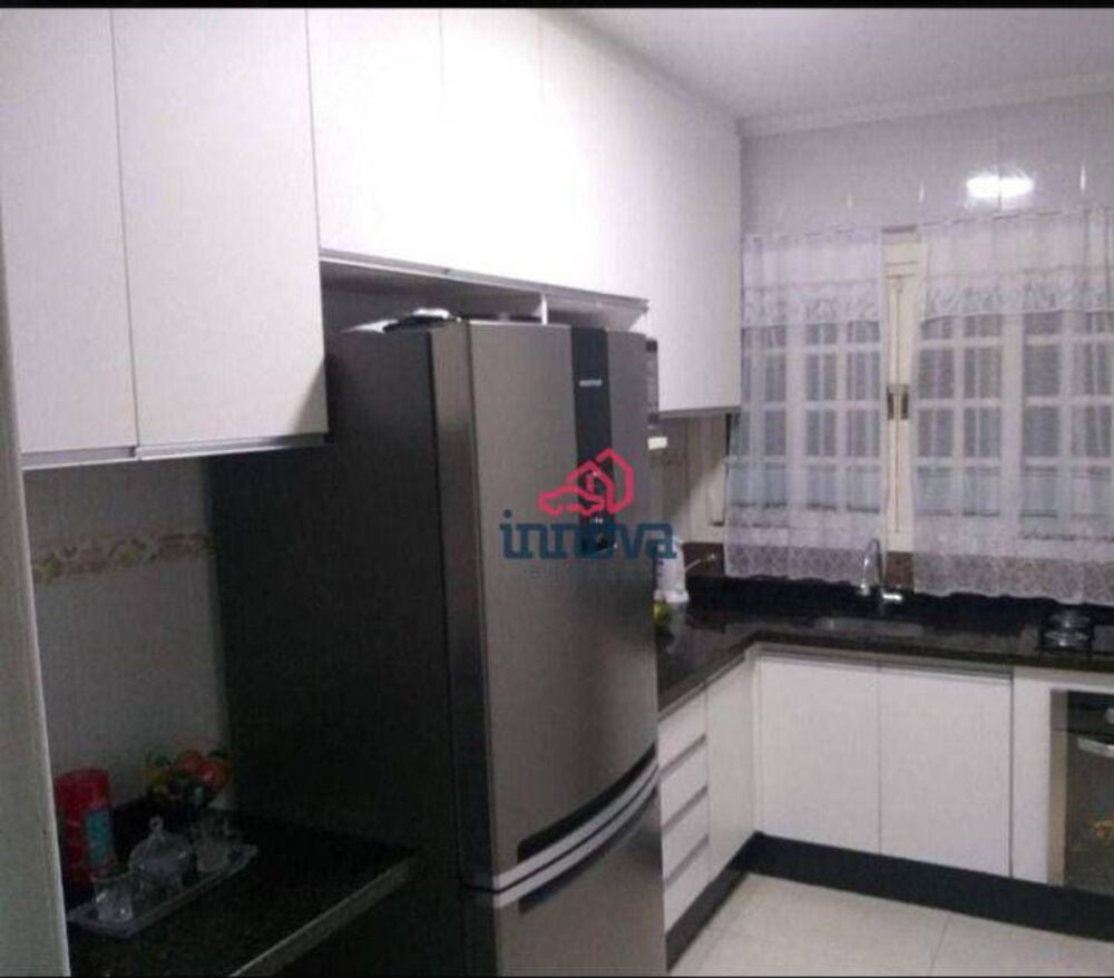Sobrado à venda com 3 quartos, 200M2 - Foto 3