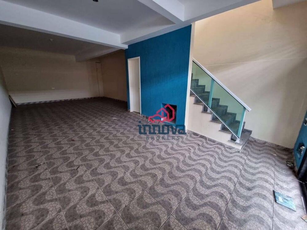 Sobrado, 3 quartos, 200 m² - Foto 1