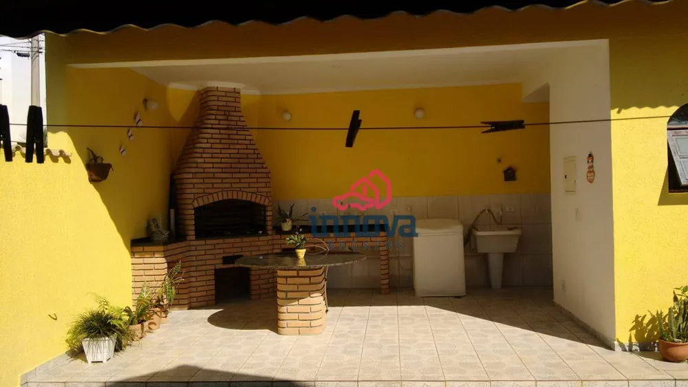 Casa, 3 quartos, 193 m² - Foto 1