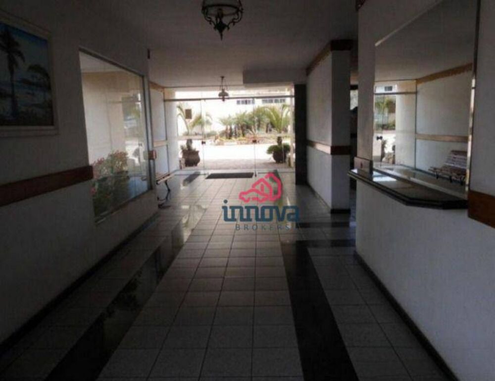 Apartamento à venda com 2 quartos, 66m² - Foto 4