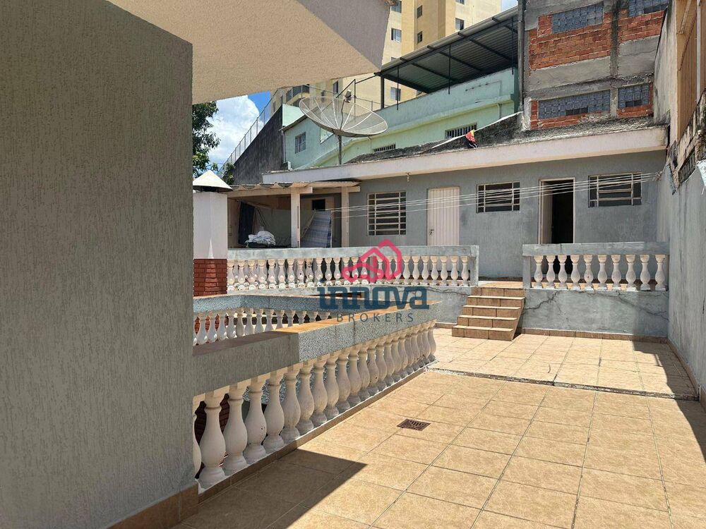 Sobrado, 3 quartos, 269 m² - Foto 3