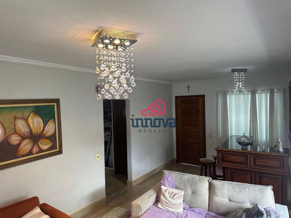 Sobrado, 3 quartos, 269 m² - Foto 1