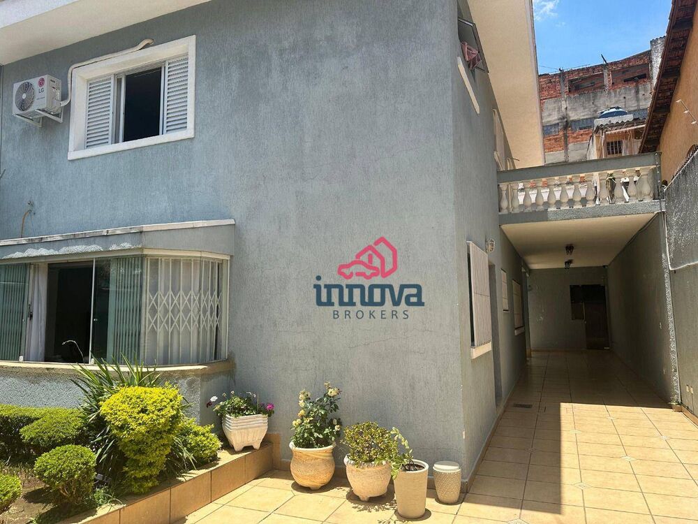 Sobrado, 3 quartos, 269 m² - Foto 13
