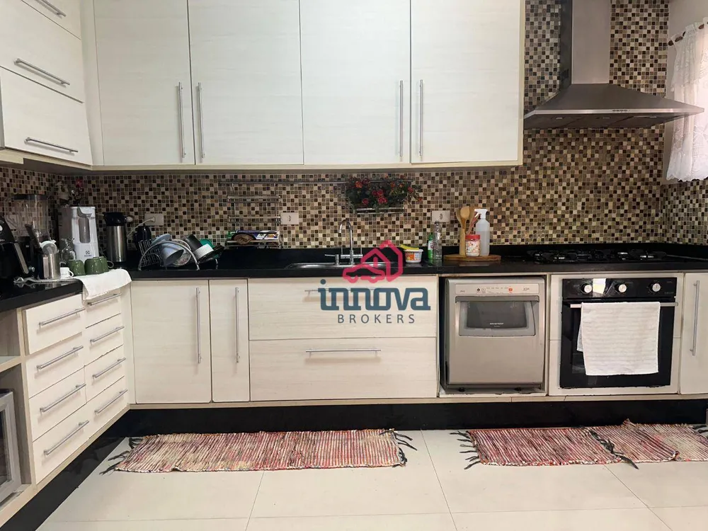Sobrado, 3 quartos, 269 m² - Foto 12