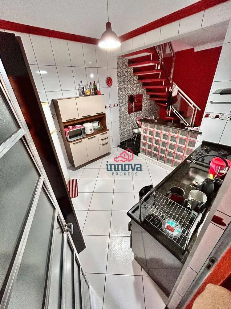 Casa, 3 quartos, 132 m² - Foto 1