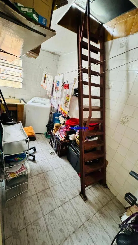 Sobrado, 3 quartos, 189 m² - Foto 1