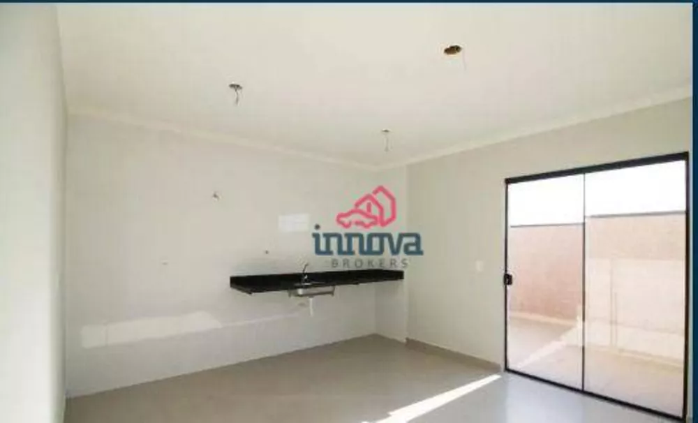 Cobertura à venda com 2 quartos, 66m² - Foto 4