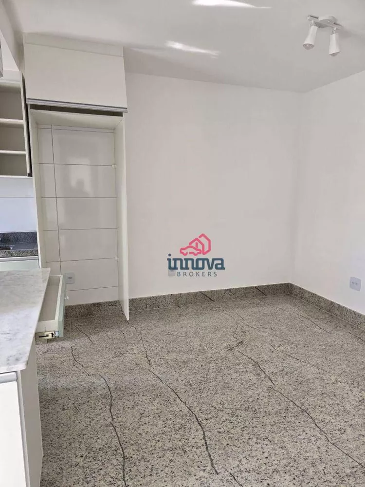 Apartamento para alugar com 2 quartos, 40m² - Foto 7