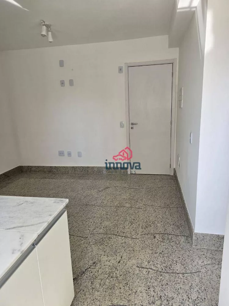 Apartamento para alugar com 2 quartos, 40m² - Foto 6