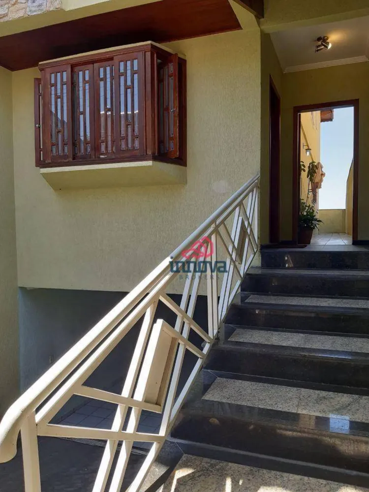 Sobrado, 3 quartos, 203 m² - Foto 3