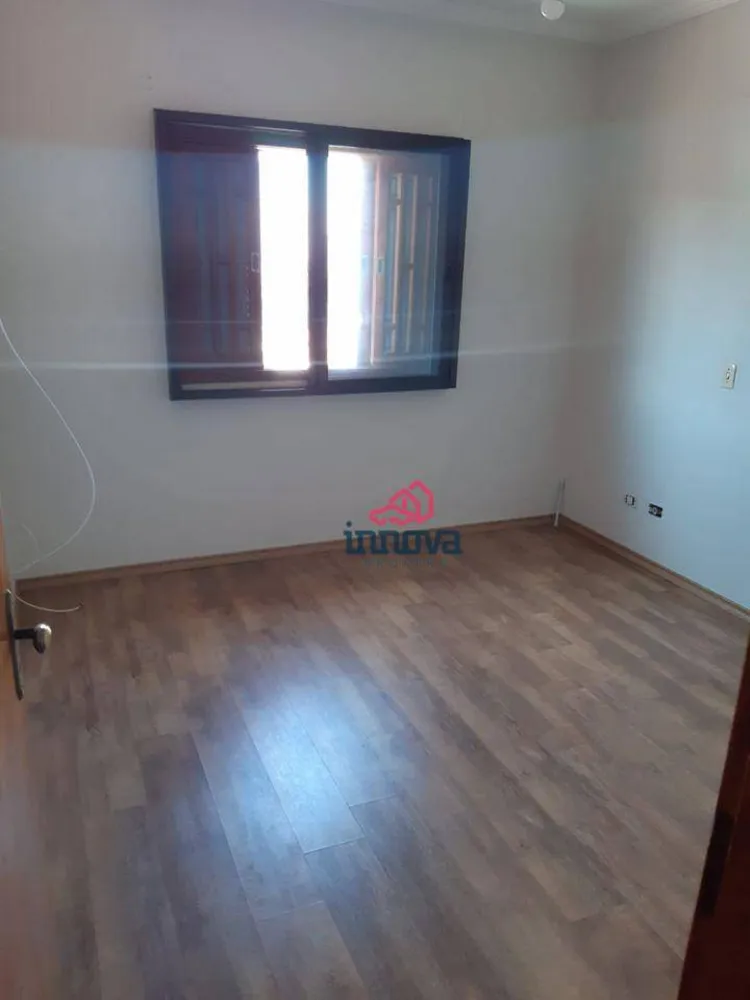 Sobrado, 3 quartos, 203 m² - Foto 1