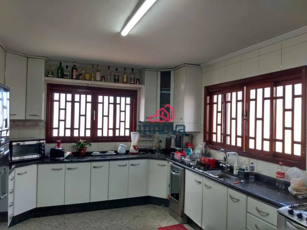 Casa, 4 quartos, 279 m² - Foto 8