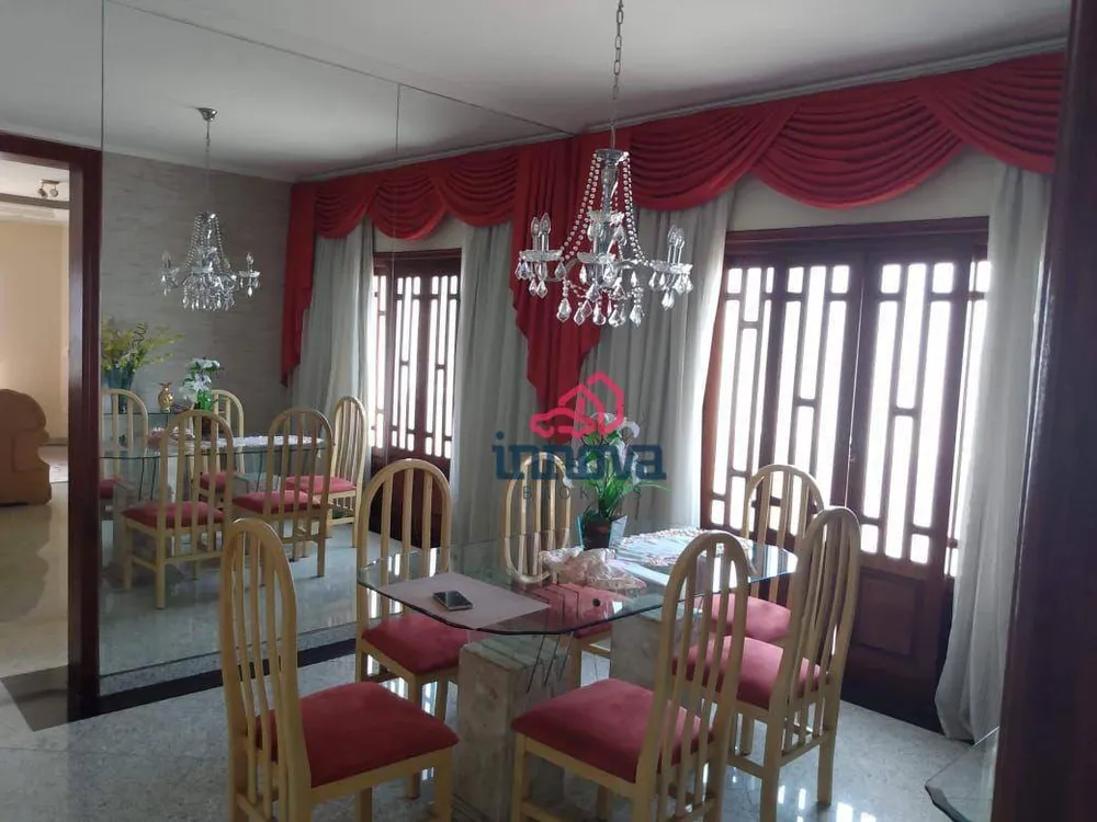 Casa, 4 quartos, 279 m² - Foto 3