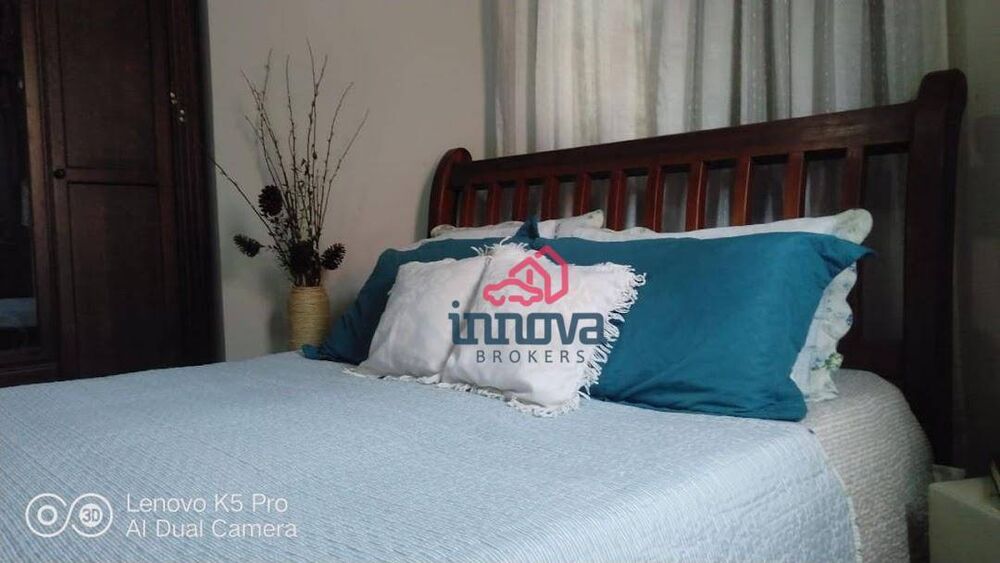 Casa, 3 quartos, 252 m² - Foto 22