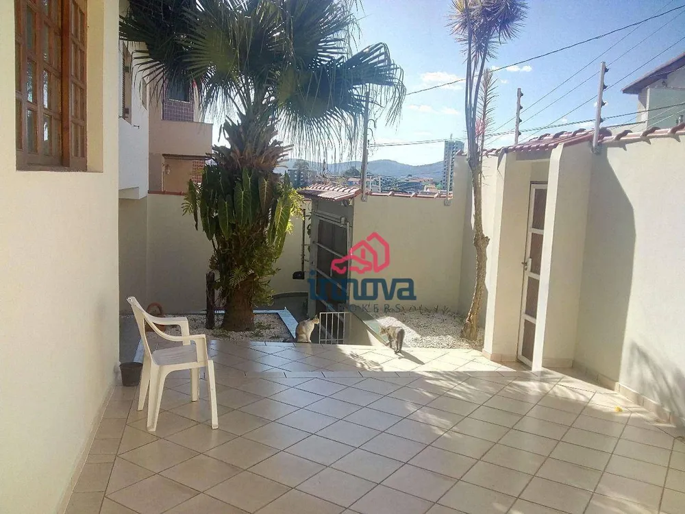 Casa, 3 quartos, 356 m² - Foto 6