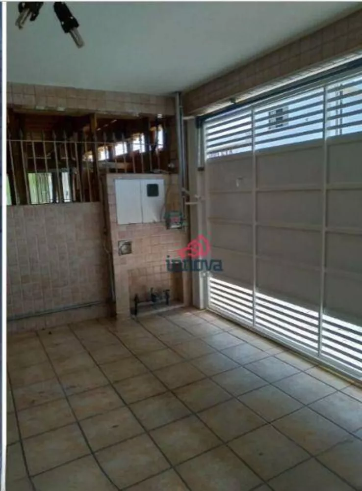 Casa à venda com 3 quartos, 150m² - Foto 4