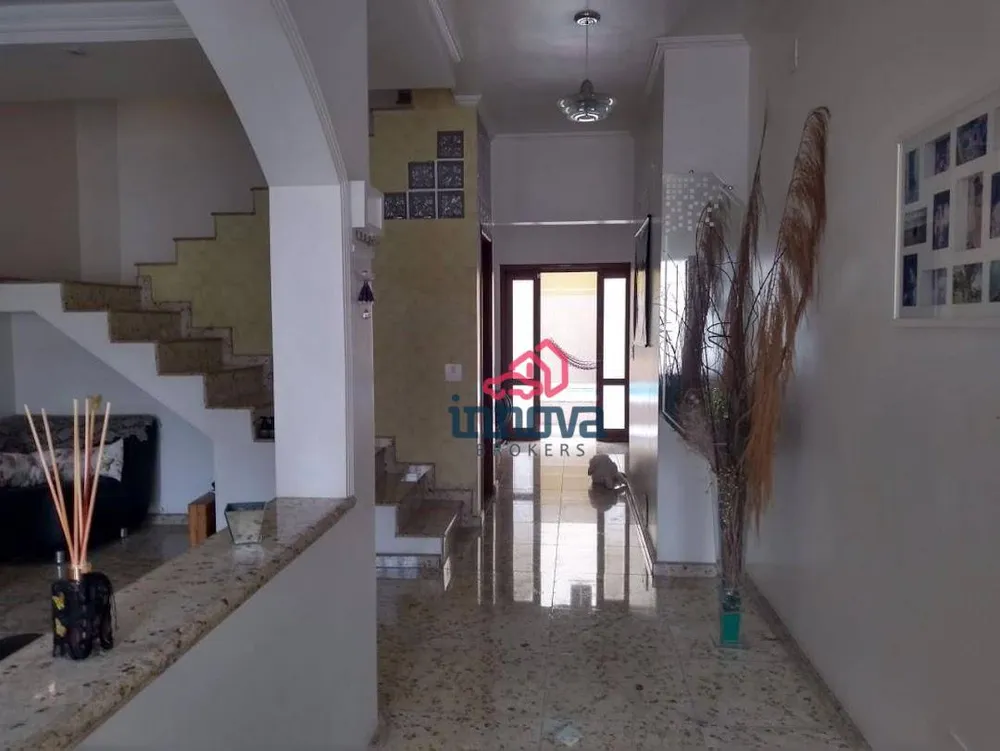 Sobrado, 3 quartos, 250 m² - Foto 3