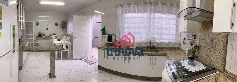 Casa, 3 quartos, 309 m² - Foto 1