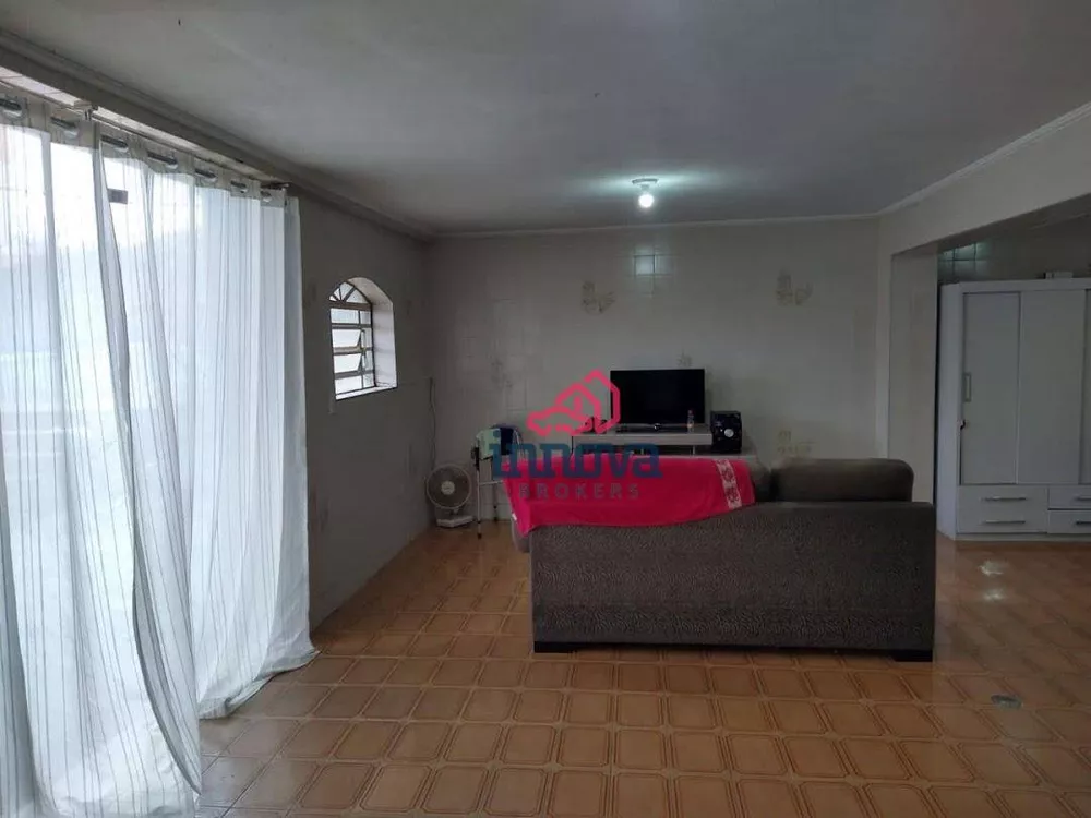 Casa à venda com 3 quartos, 170m² - Foto 8