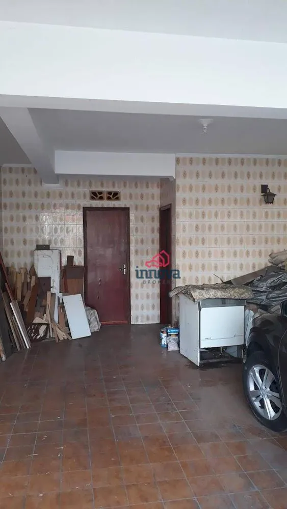 Sobrado, 3 quartos, 276 m² - Foto 2